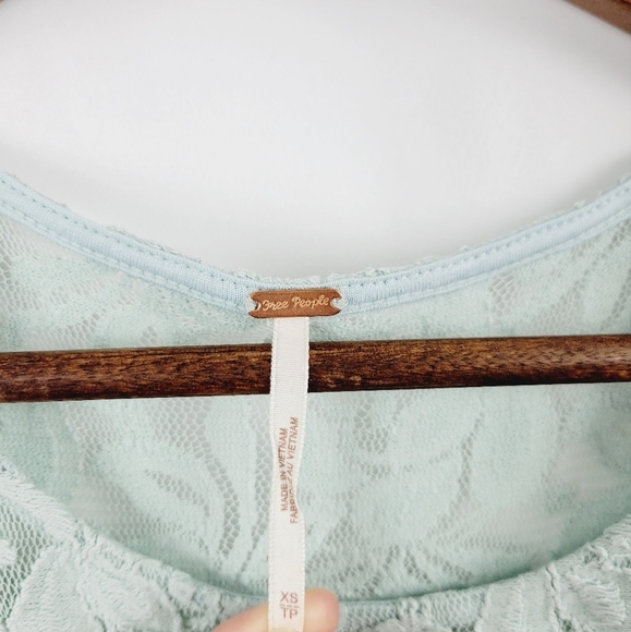 Free people mint green miles of lace dress size xs - Picture 9 of 10